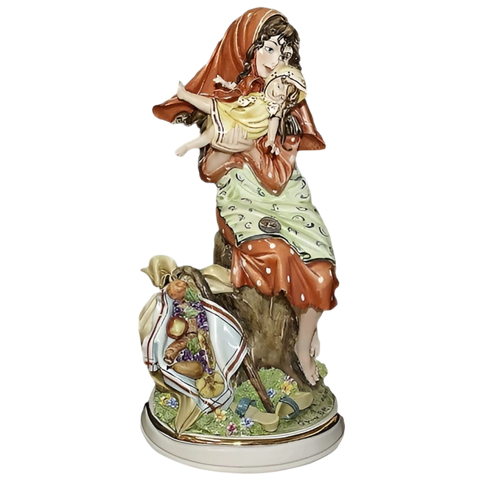 Statuette "Mother with child"