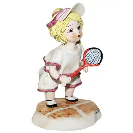 Статуэтка "Юная теннисистка" Статуэтка "Юная теннисистка"