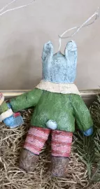 Коллекционная елочная игрушка из ваты ручной работы "Детский утренник. Зайка с кисточкой"