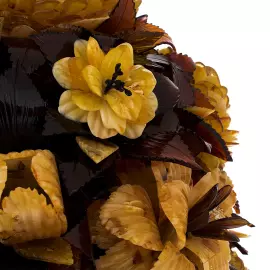 Amber souvenir "Onyx vase with flowers"