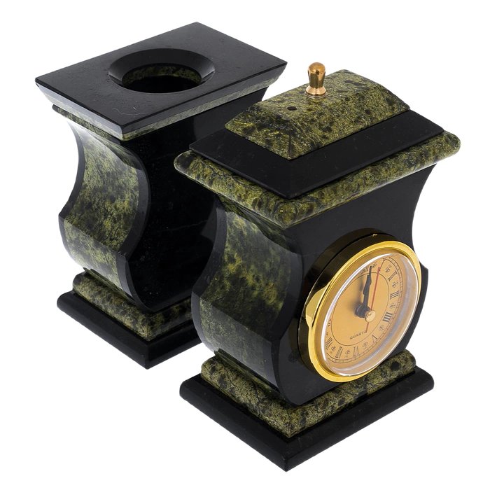 A writing set made of a coil