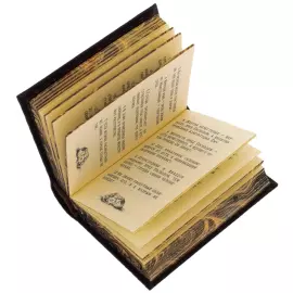 Collection of miniature books: the Diamond cabinet with 12 books