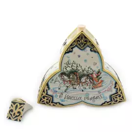 Damask "New Year's trefoil"