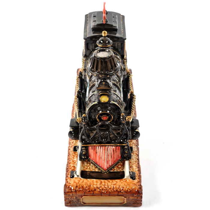 The damask "Steam Locomotive" is colored with gold