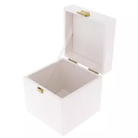 Коробка подарочная с фурнитурой 13х13х13см белая