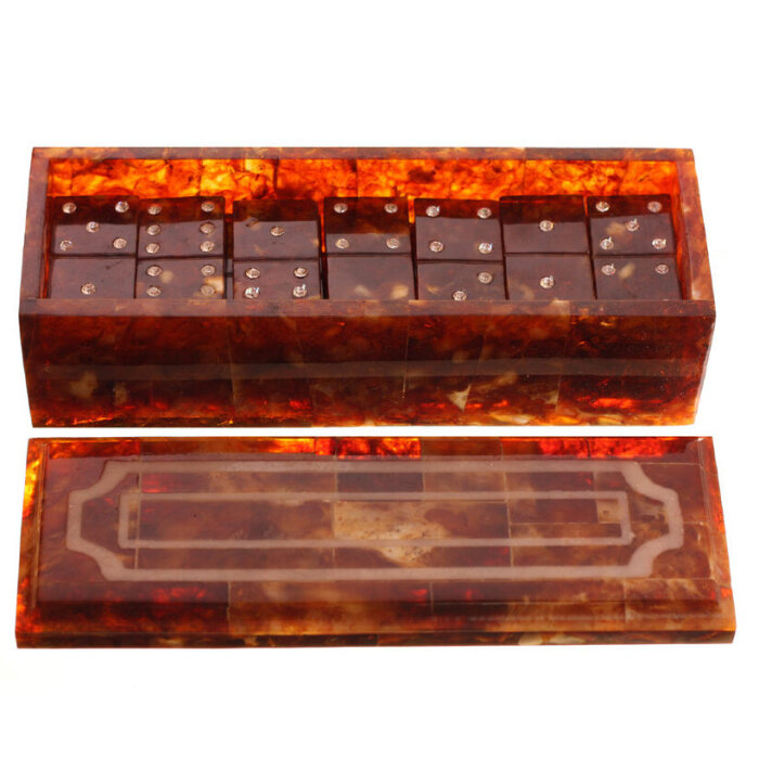 Domino "Classic" made of amber