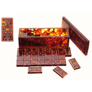 Domino "Classic" made of amber