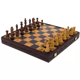 Walnut chess "Manopoulos"