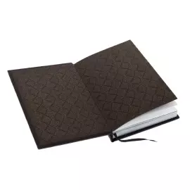 Книга в кожаном переплёте "История оружия"