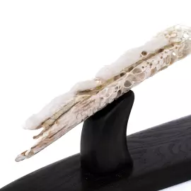 Композиция из бивня мамонта и мореного дуба "Охота волков"