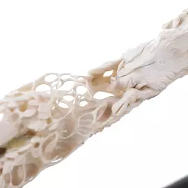 Композиция из бивня мамонта и мореного дуба "Охота волков"