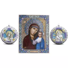 Набор подарочный с шарами и иконой "Казанская Божья Матерь" из серебра, 2 шара