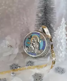 Набор подарочный с шарами и иконой "Казанская Божья Матерь" из серебра, 2 шара