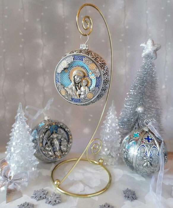 Gift set with balls and icon "Kazan Mother of God" made of silver, 2 balls