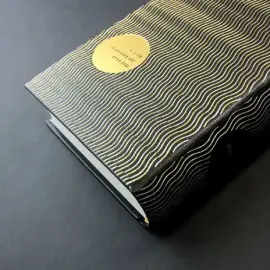 Книга в кожаном переплете "Поэты Золотого века" Книга в кожаном переплете "Поэты Золотого века"