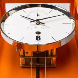 Настенные часы Hermle, оранжевые