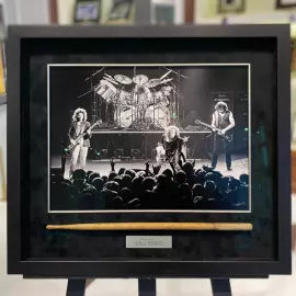 Барабанная палочка из личной коллекции барабанщика группы Black Sabbath Билла Уорда