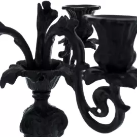 Cast iron candle holder "3-horn"