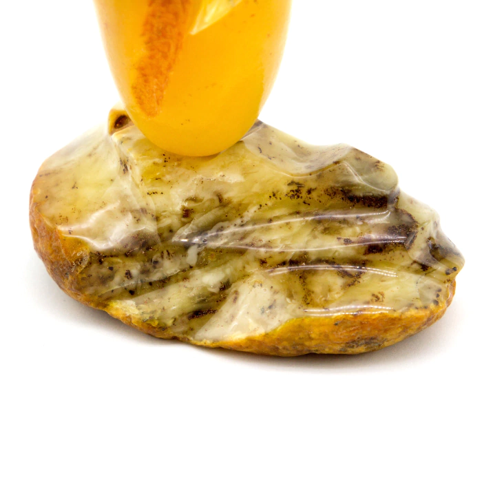 Souvenir made of amber "Dragon on a stone"