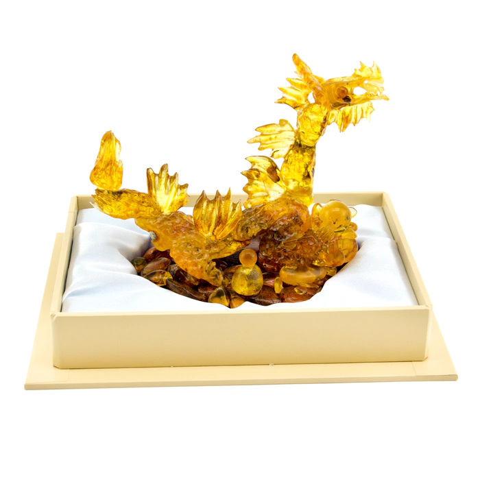 Amber souvenir "Dragon with wings"