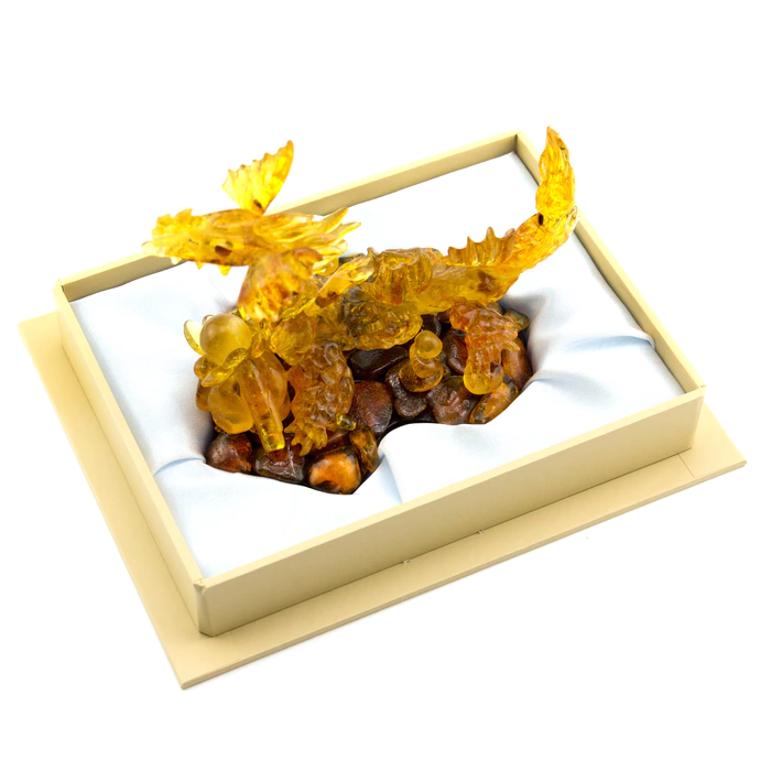 Amber souvenir "Dragon with wings"