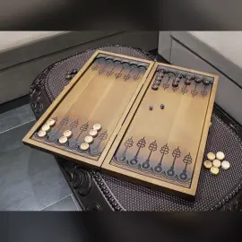 Нарды из бука "Погоны" Нарды из бука "Погоны"