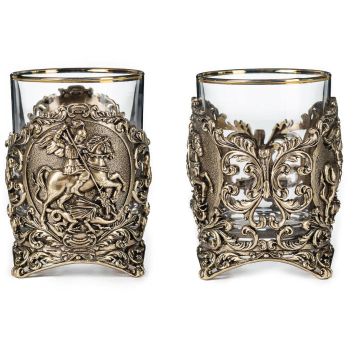 Set of glasses for whiskey "George the Victorious" for 2 persons, in a leather case