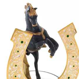 Statuette of a horse with a horseshoe "For good luck"