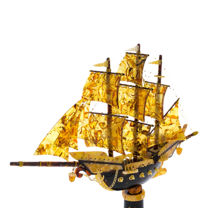 Amber composition "Caravel on the stele"