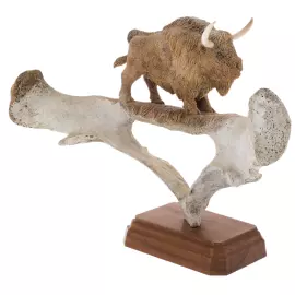 Статуэтка из кости кита "Бизон"