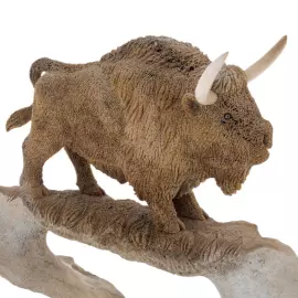 Статуэтка из кости кита "Бизон"