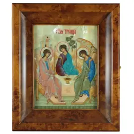 Икона на натуральном перламутре "Святая Троица" в киоте Икона на натуральном перламутре "Святая Троица" в киоте