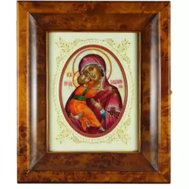 Икона на натуральном перламутре "Владимирская Богоматерь" в белой раме и киоте