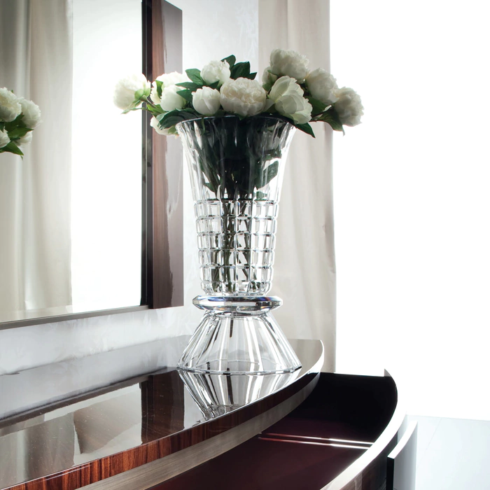 Table vase "Dora"