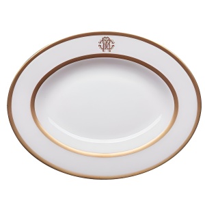 Oval plate for snacks "Silk Gold"