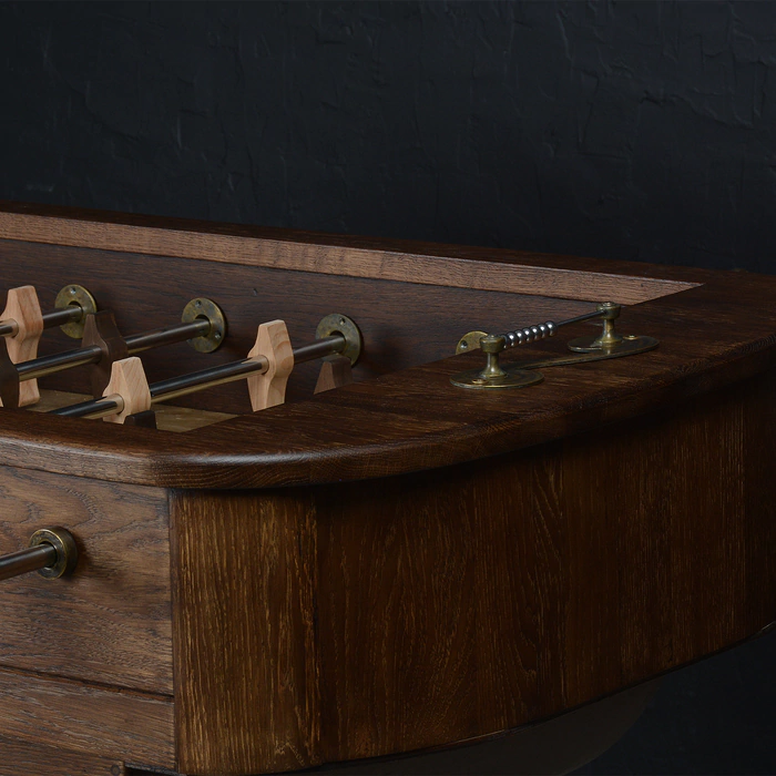 Exclusive vintage table football made of oak "Deja Vu Bonne-Nouvelle"