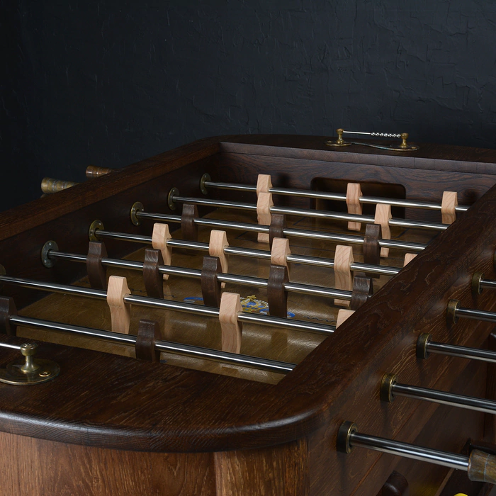 Exclusive vintage table football made of oak "Deja Vu Bonne-Nouvelle"