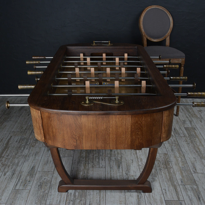 Exclusive vintage table football made of oak "Deja Vu Bonne-Nouvelle"