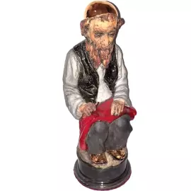 Статуэтка фарфоровая "Еврей портной"