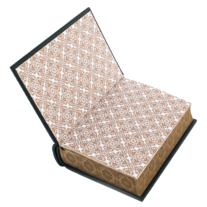 Leather-bound gift book "The Koran" in a box