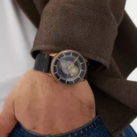 Наручные механические часы с автоподзаводом Lincor "Спутник" черно-бежевые с черным ремешком