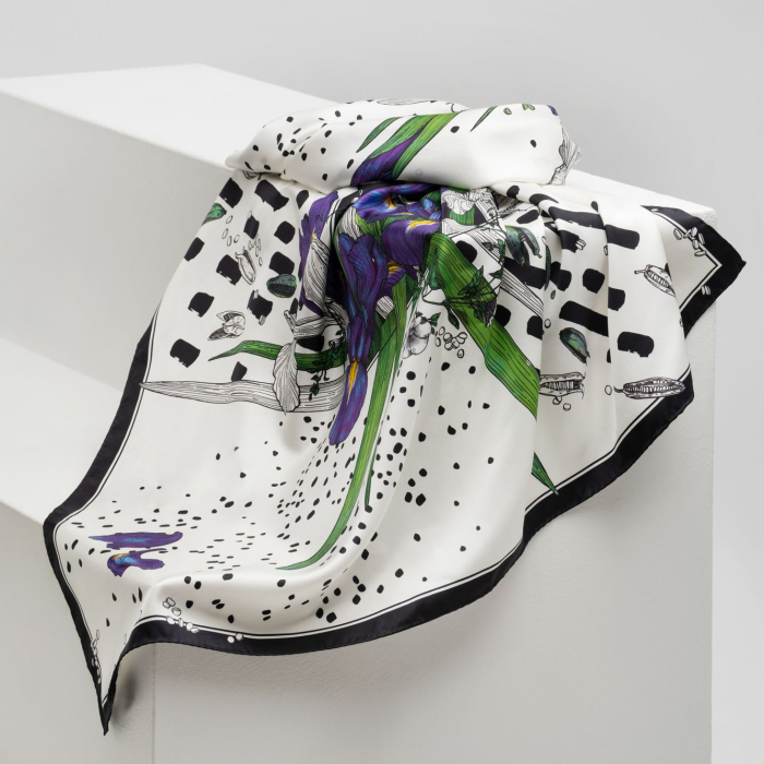 Silk scarf "Delicate" irises