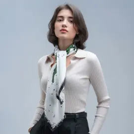 Платок шелковый "Delicate" каллы Платок шелковый "Delicate" каллы