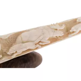 Композиция из клыка моржа "Охота волков на лося"