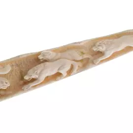 Композиция из клыка моржа "Охота волков на лося"