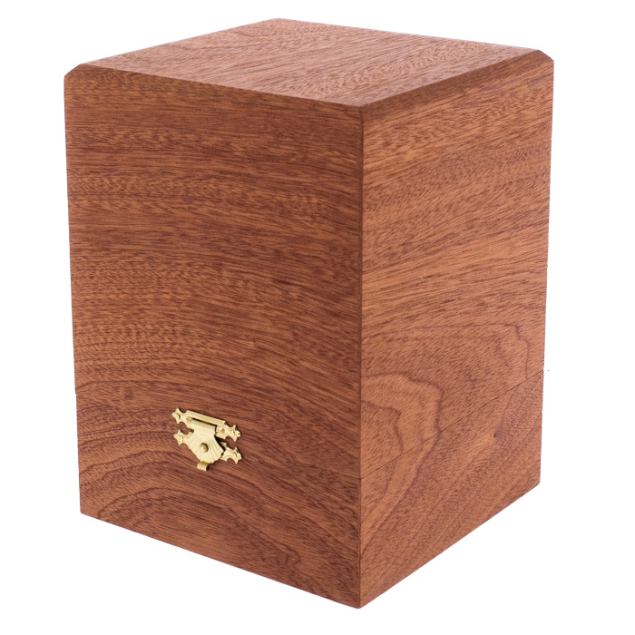 Шкатулка из янтаря "Часовня"