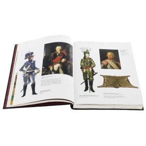Подарочная книга "Российская императорская гвардия" (на английском языке) в коробе