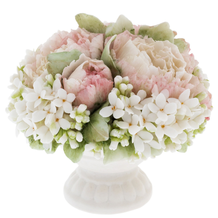 Souvenir made of porcelain "Basket with flowers" small, in a gift box