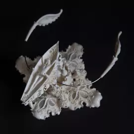 Скульптура "Мир грез" из бивня мамонта