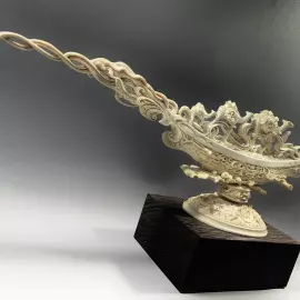 Скульптура из бивня мамонта "Великий Шелковый Путь"